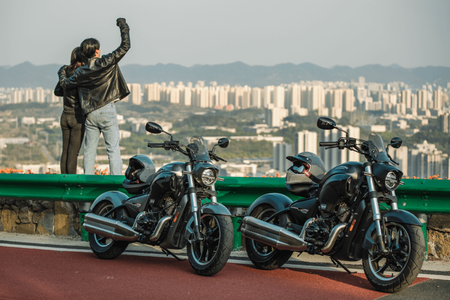 Motocykl HYOSUNG GV125R ABS granatowy/połysk